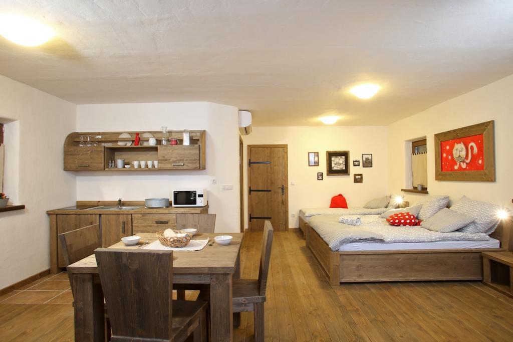 Panonska Vas Apartments مورفسكه تيبليتسه الغرفة الصورة